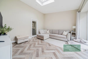 Photo 14- click for photo gallery